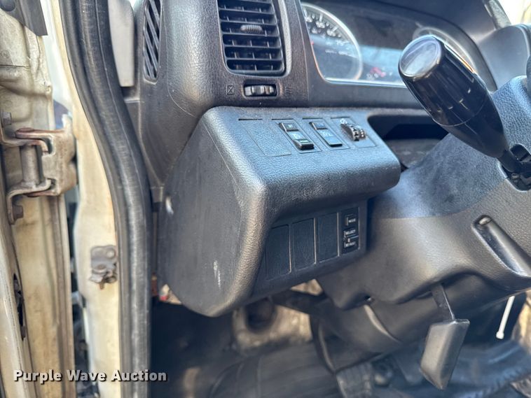 image for item YA2306 2014 Hino 338 box truck