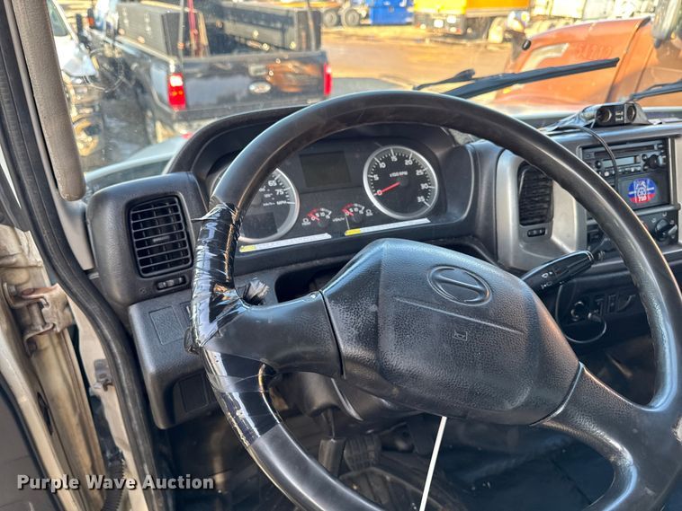 image for item YA2306 2014 Hino 338 box truck