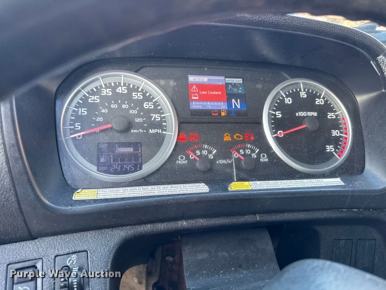 image for item YA2306 2014 Hino 338 box truck