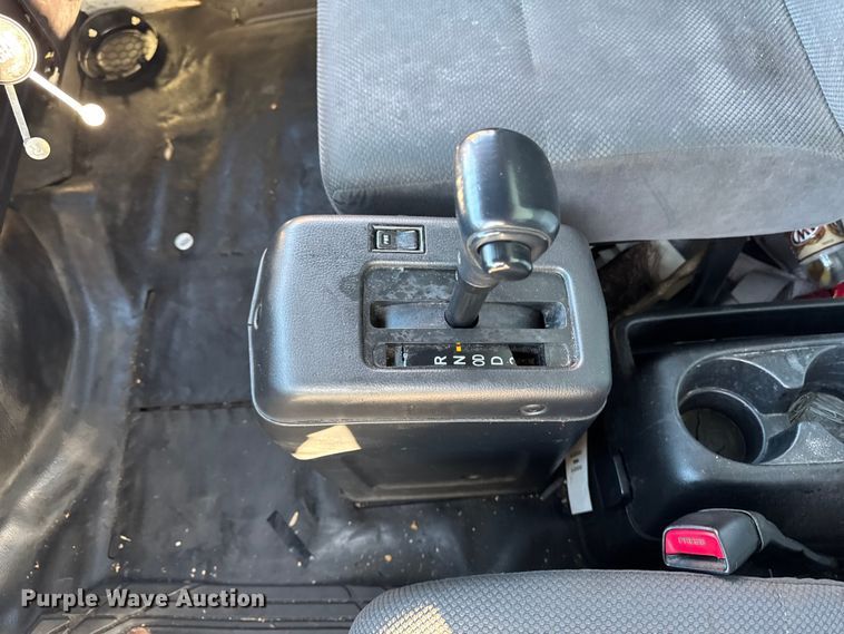 image for item YA2306 2014 Hino 338 box truck