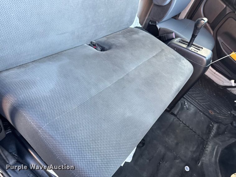 image for item YA2306 2014 Hino 338 box truck