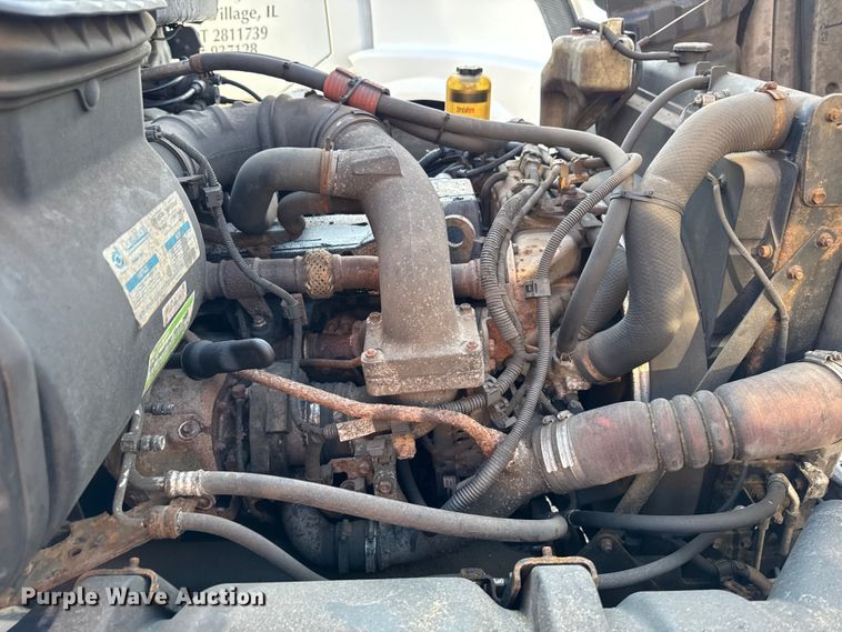 image for item YA2306 2014 Hino 338 box truck