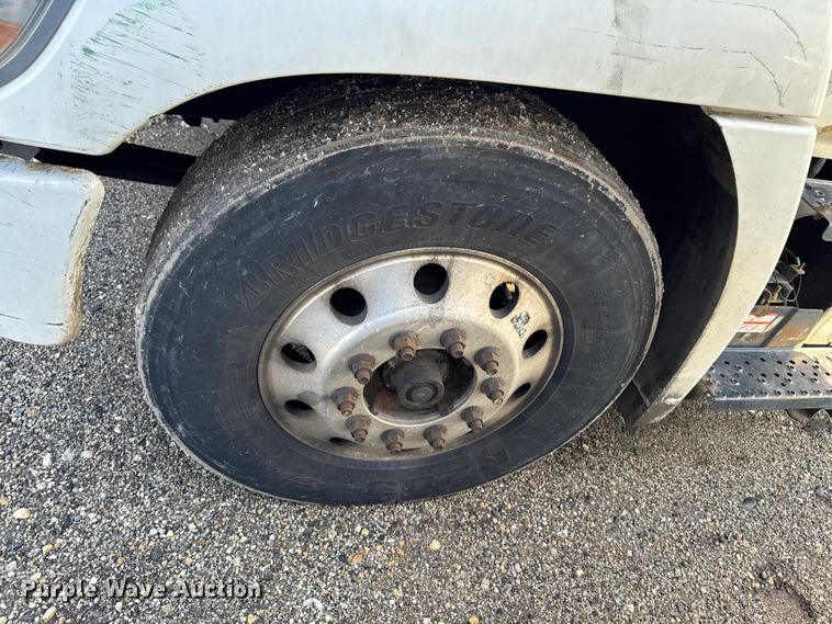 image for item YA2306 2014 Hino 338 box truck