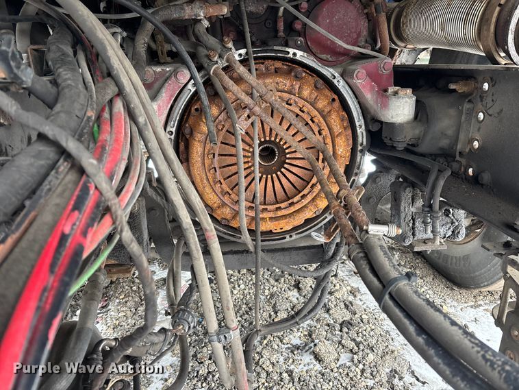 image for item YA2308 2013 Mack CXU613 semi truck