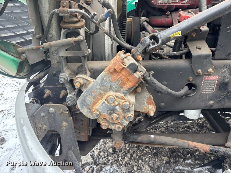 image for item YA2308 2013 Mack CXU613 semi truck