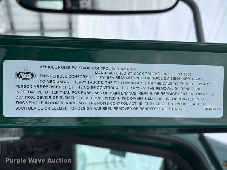 image for item YA2308 2013 Mack CXU613 semi truck