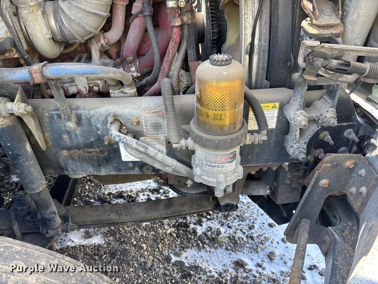 image for item YA2309 2013 Mack CXU613 semi truck