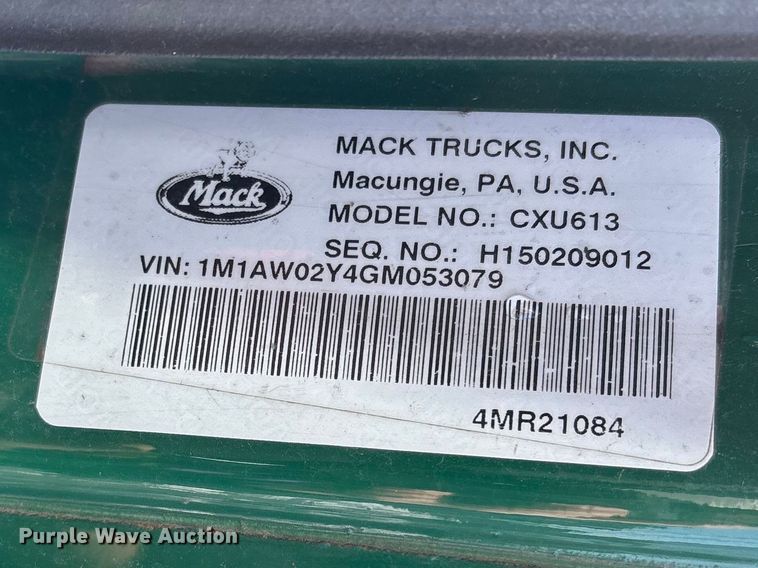 image for item YA2310 2016 Mack CXU613 semi truck