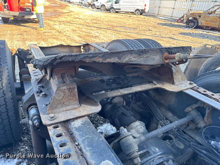 image for item YA2311 2016 Mack CXU613 semi truck