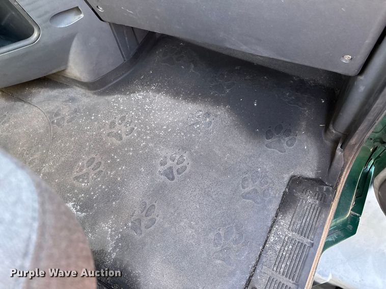 image for item YA2311 2016 Mack CXU613 semi truck