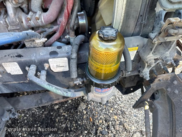 image for item YA2311 2016 Mack CXU613 semi truck