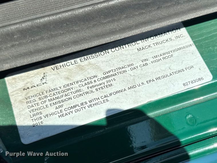 image for item YA2311 2016 Mack CXU613 semi truck