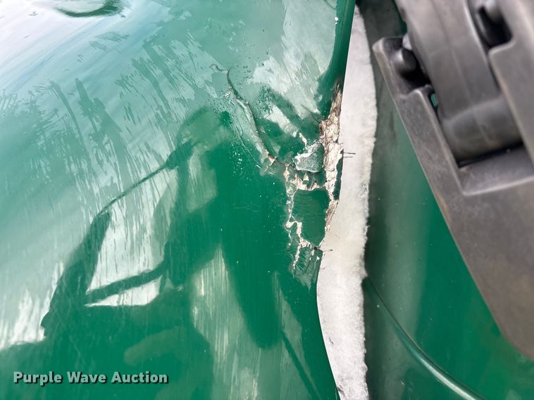 image for item YA2312 2016 Mack CXU613 semi truck