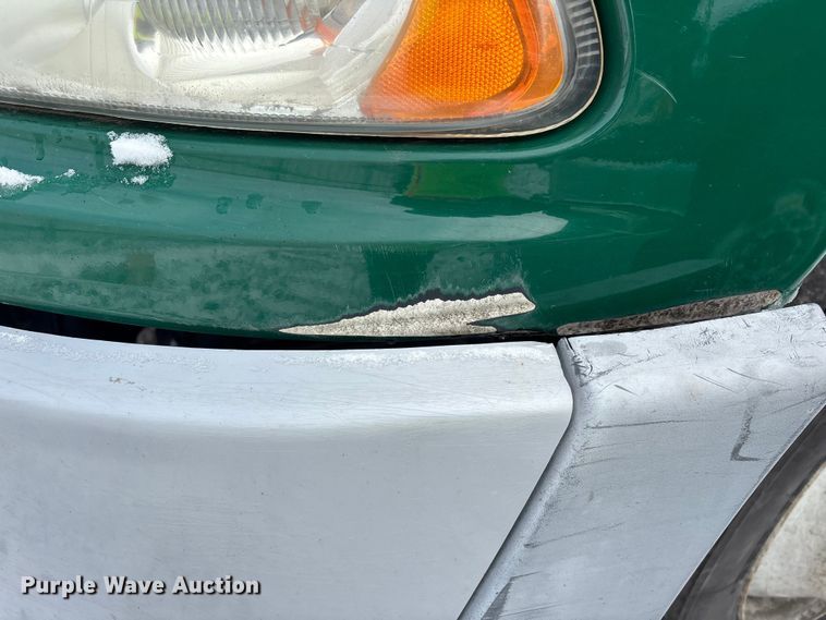 image for item YA2312 2016 Mack CXU613 semi truck