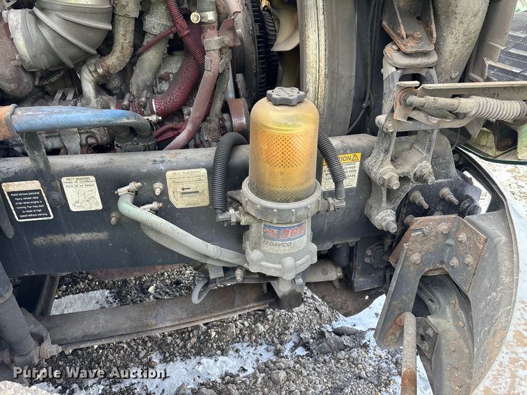 image for item YA2312 2016 Mack CXU613 semi truck