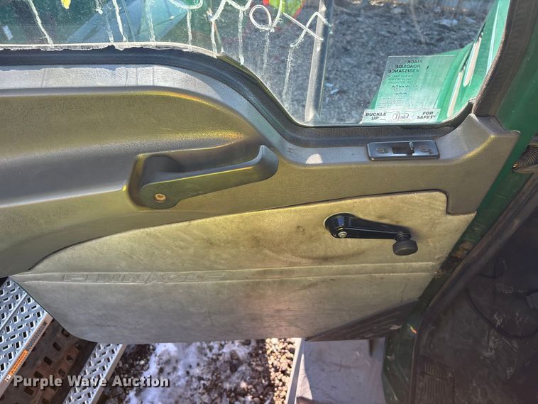 image for item YA2314 2016 Mack CXU613 semi truck