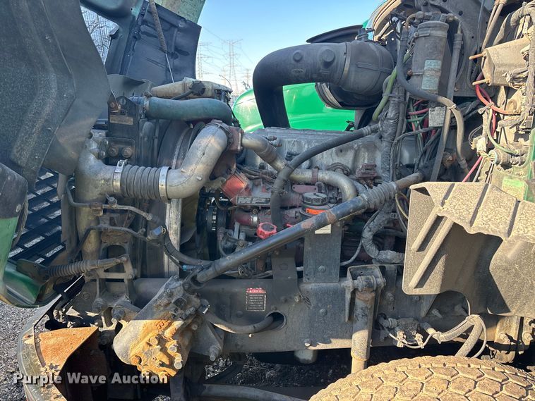 image for item YA2314 2016 Mack CXU613 semi truck