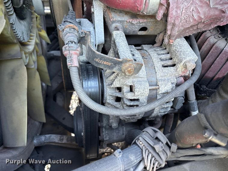 image for item YA2314 2016 Mack CXU613 semi truck