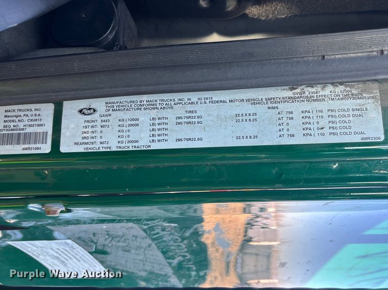 image for item YA2314 2016 Mack CXU613 semi truck