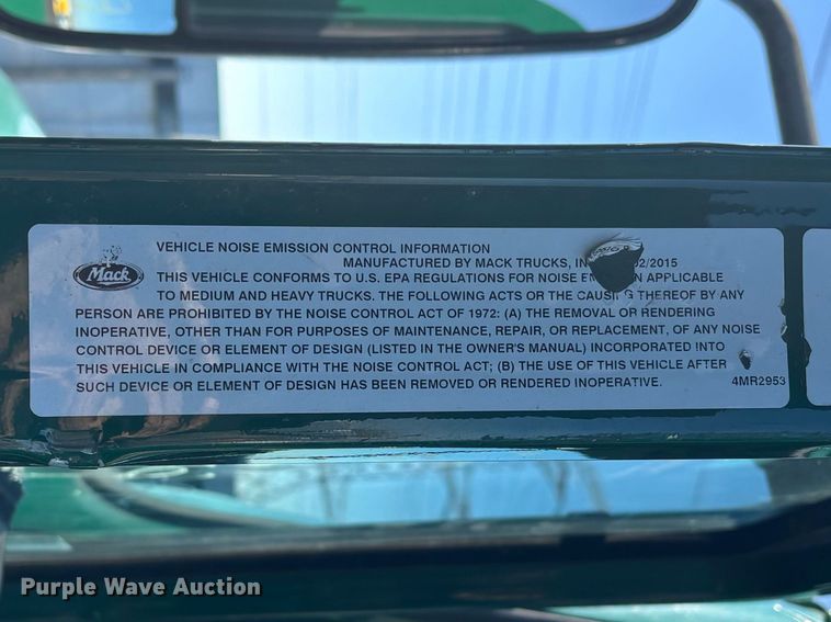 image for item YA2314 2016 Mack CXU613 semi truck