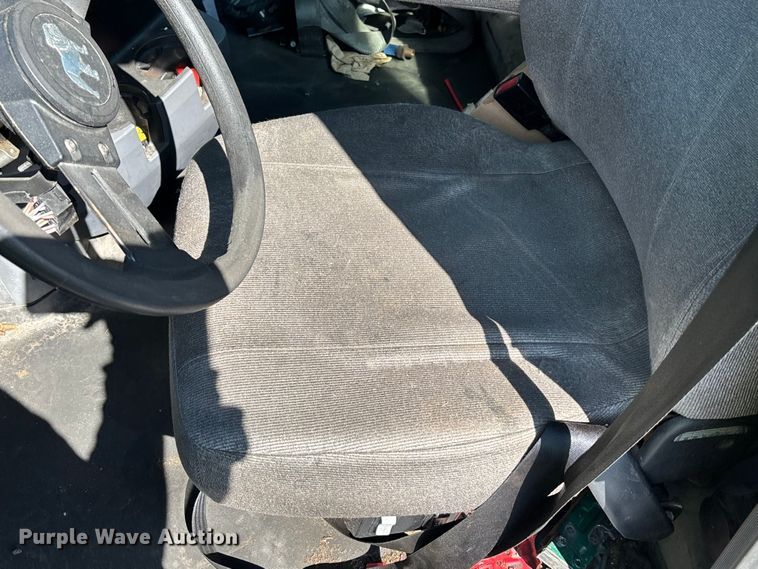 image for item YA2315 2016 Mack CXU613 semi truck