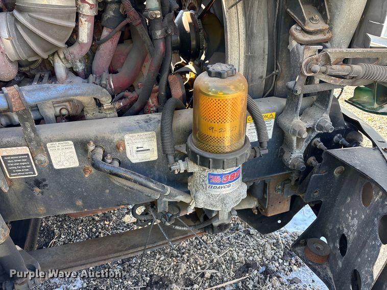 image for item YA2315 2016 Mack CXU613 semi truck