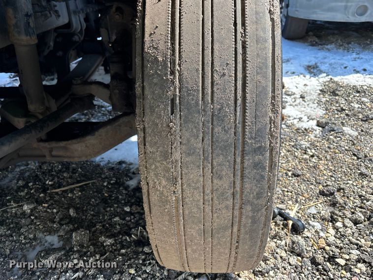 image for item YA2315 2016 Mack CXU613 semi truck