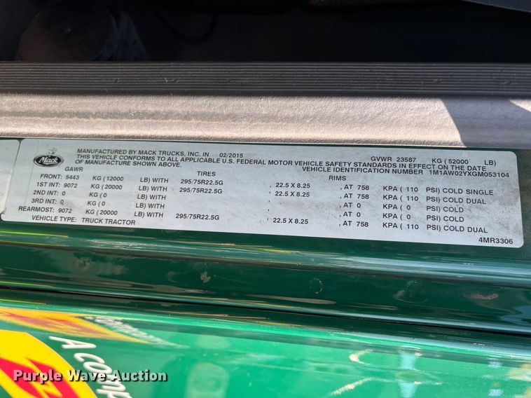 image for item YA2315 2016 Mack CXU613 semi truck