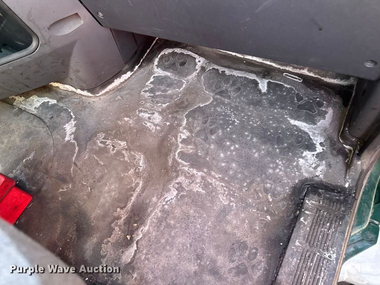 image for item YA2316 2016 Mack CXU613 semi truck