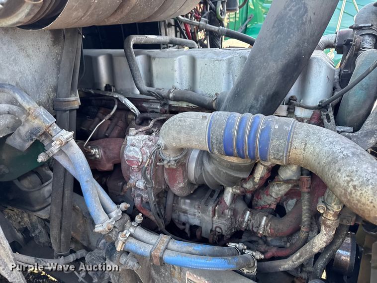 image for item YA2316 2016 Mack CXU613 semi truck