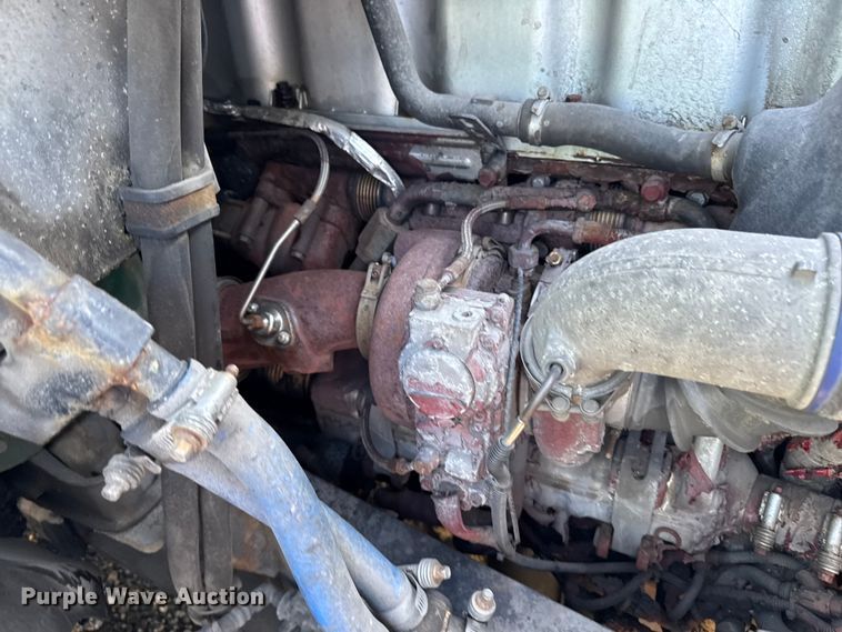 image for item YA2316 2016 Mack CXU613 semi truck