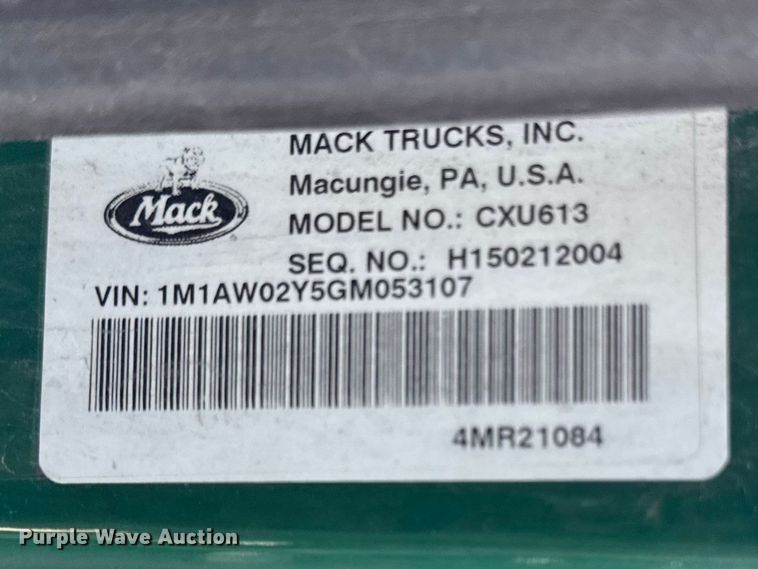 image for item YA2316 2016 Mack CXU613 semi truck