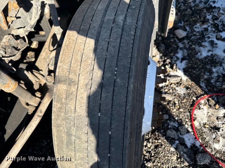 image for item YA2317 2016 Mack CXU613 semi truck