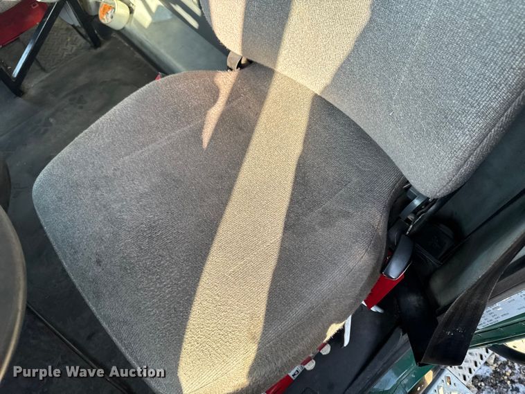 image for item YA2317 2016 Mack CXU613 semi truck