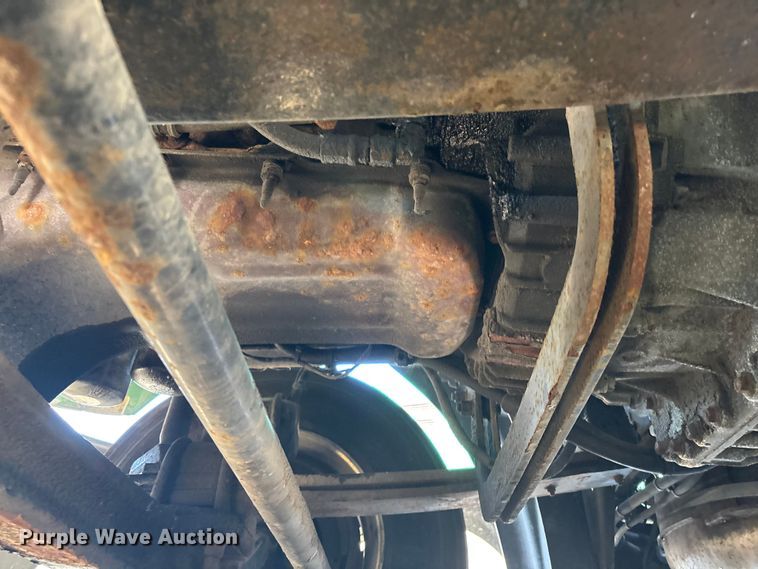 image for item YA2319 2016 Mack CXU613 semi truck