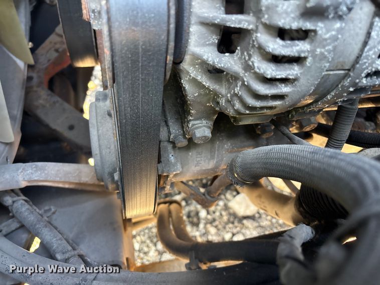 image for item YA2319 2016 Mack CXU613 semi truck