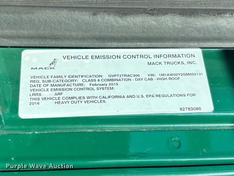 image for item YA2319 2016 Mack CXU613 semi truck