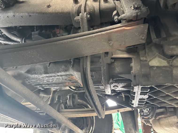 image for item YA2320 2016 Mack CXU613 semi truck