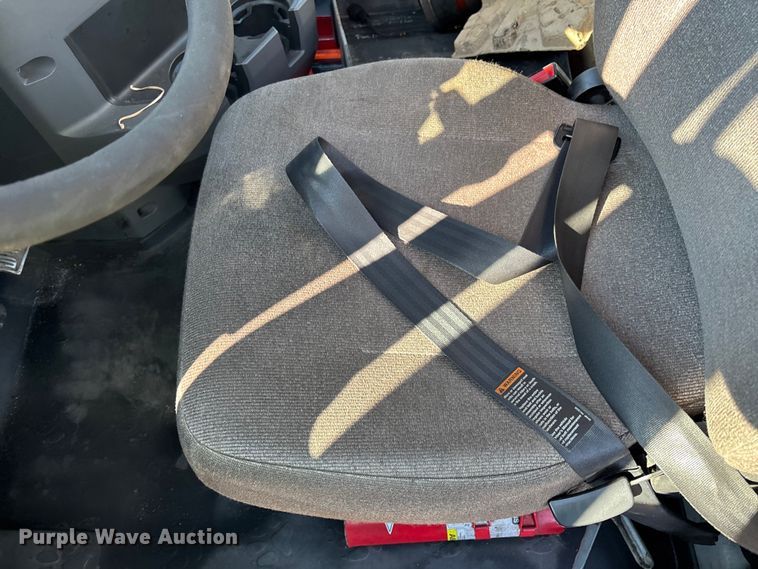 image for item YA2321 2016 Mack CXU613 semi truck