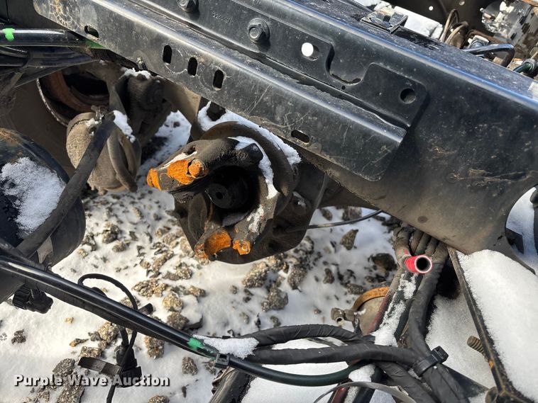 image for item YA2322 2016 Mack CXU613 semi truck