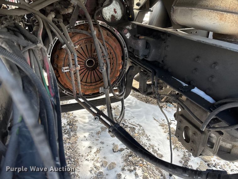 image for item YA2322 2016 Mack CXU613 semi truck