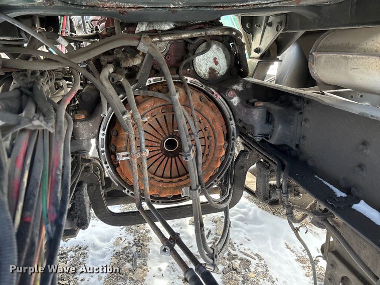 image for item YA2322 2016 Mack CXU613 semi truck