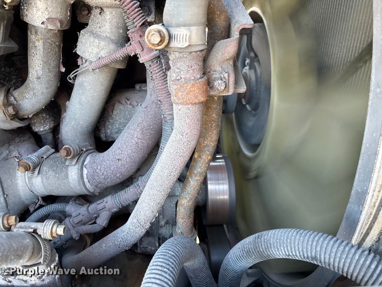 image for item YA2323 2016 Mack CXU613 semi truck