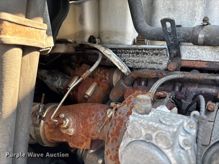 image for item YA2323 2016 Mack CXU613 semi truck