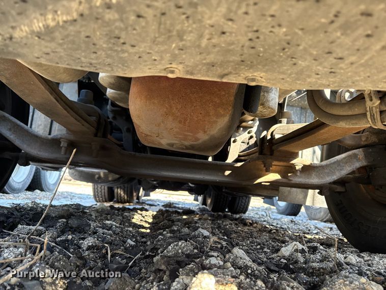 image for item YA2324 2016 Mack CXU613 semi truck