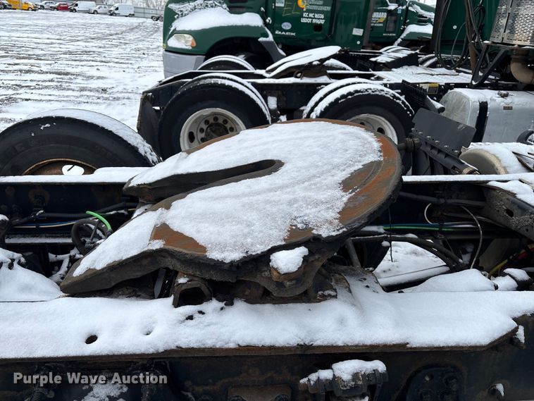 image for item YA2326 2017 Freightliner  Cascadia 125 semi truck