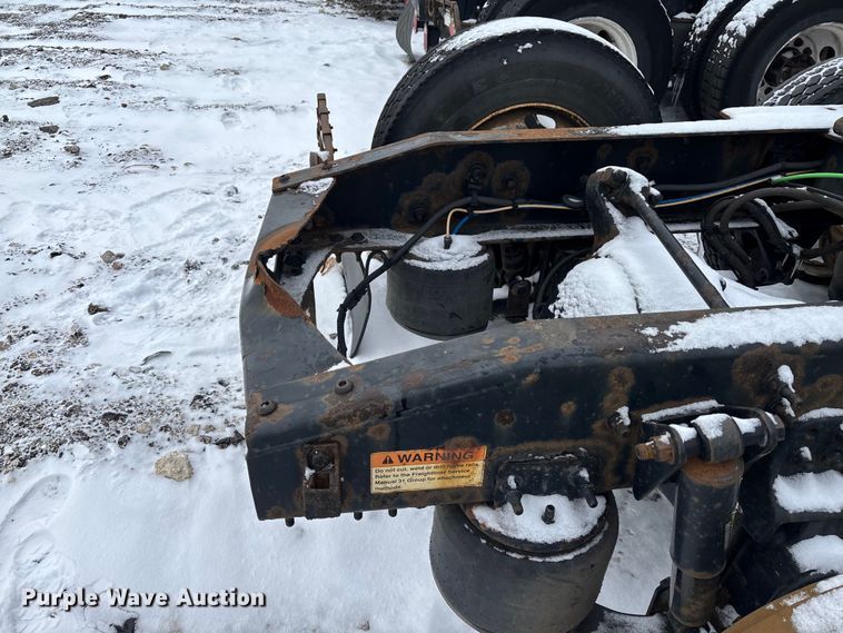 image for item YA2326 2017 Freightliner  Cascadia 125 semi truck