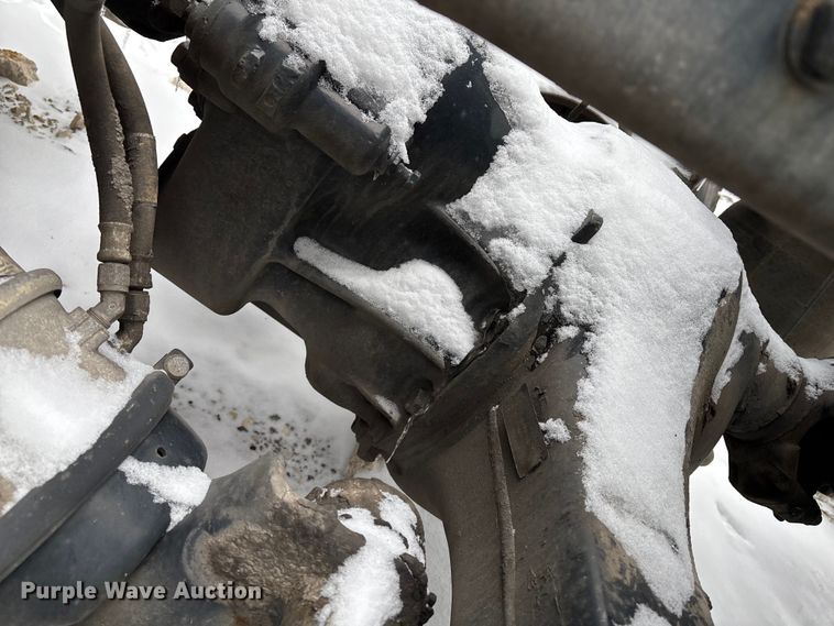 image for item YA2326 2017 Freightliner  Cascadia 125 semi truck