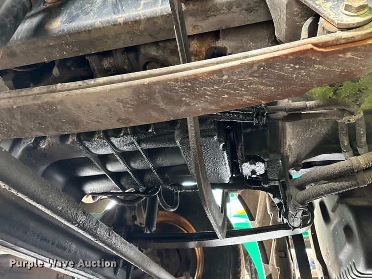 image for item YA2328 2017 Freightliner Cascadia 125 semi truck