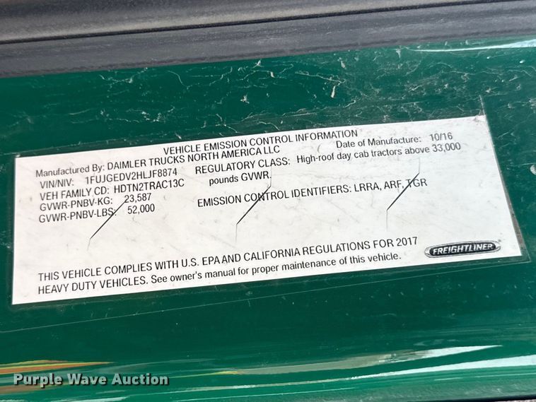 image for item YA2329 2017 Freightliner Cascadia 125 semi truck